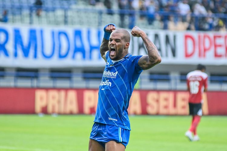 Top Skor Persib Sepanjang Masa: Daftar Pencetak Gol Terbanyak Maung Bandung