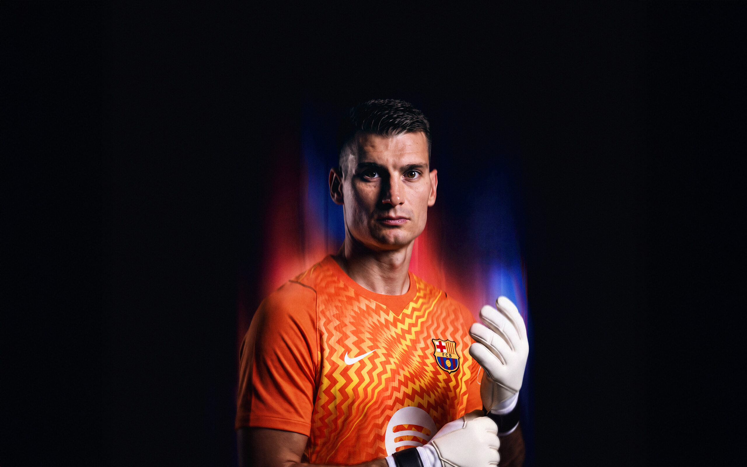 Mengenal Dominik Livaković: Profil, Karier, dan Perjalanan Sang Kiper Kroasia